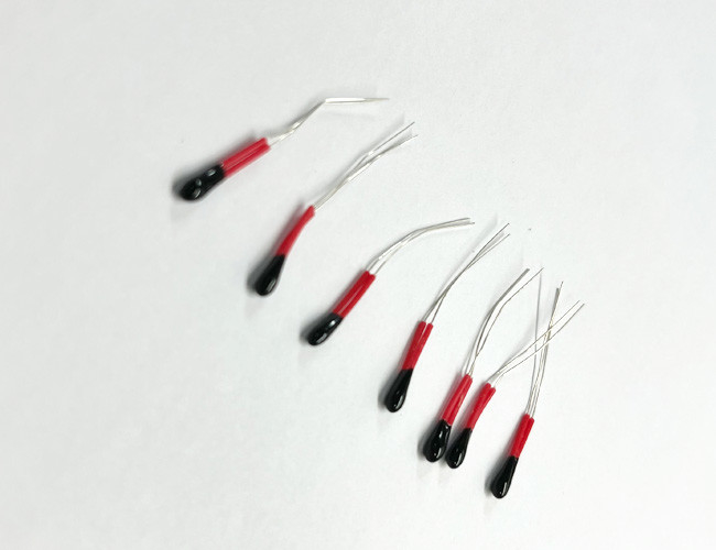 Verbleite Epoxidtemperaturfühler-Gerät-radiallänge 10mm bis 1000mm Hauptgröße 1,5 - 4.5mm